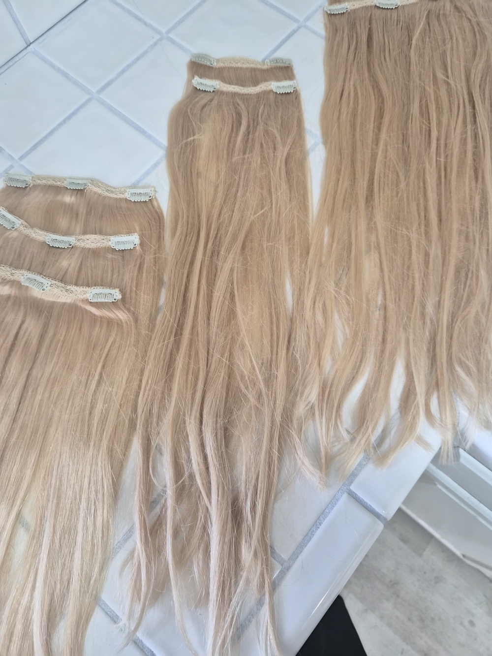 Bellami Lilly Ghalichi Hair Extensions - 60# Ash Blonde - Picture 5 of 10